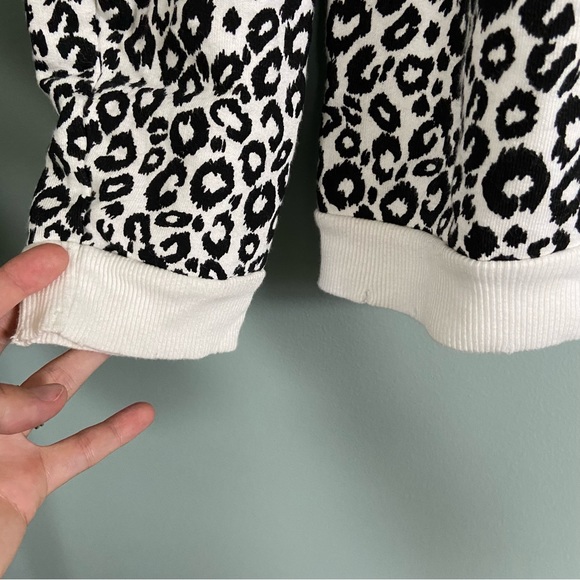 Zara leopard print pullover crew neck sweatshirt - Picture 5 of 5